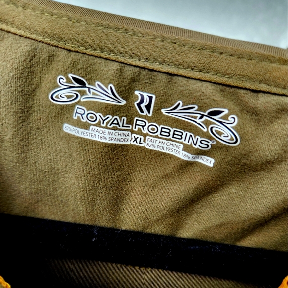 Hoodie - Picture 2 of 3